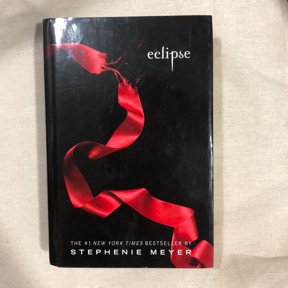 Eclipse by Stephenie Meyer